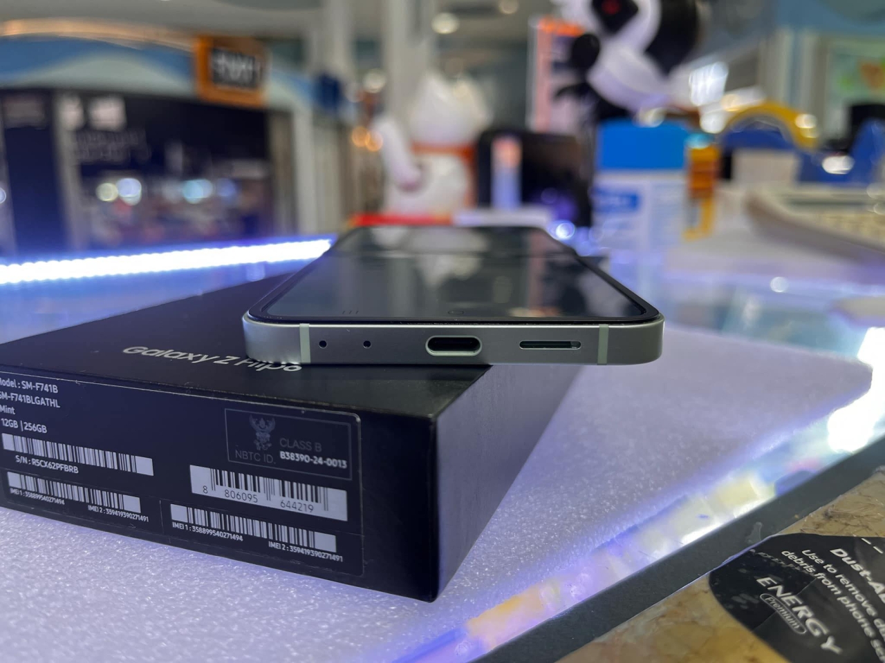 486807045_2113779359066222_4864752140547678544_n.jpg - Samsung ZFlip6 Ram8 Rom256GB  ประกัน 03/05/25 | https://pkmobile0952566995.com/pkshop