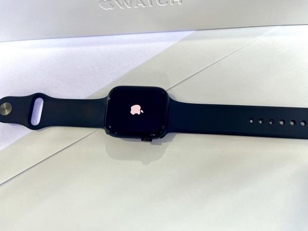 Apple Watch Series 8 GPS + Cellular 45mm  แบต100 ประกันถึง 23/8/68